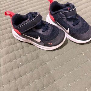 Nike Kids Navy and Red Sneakers